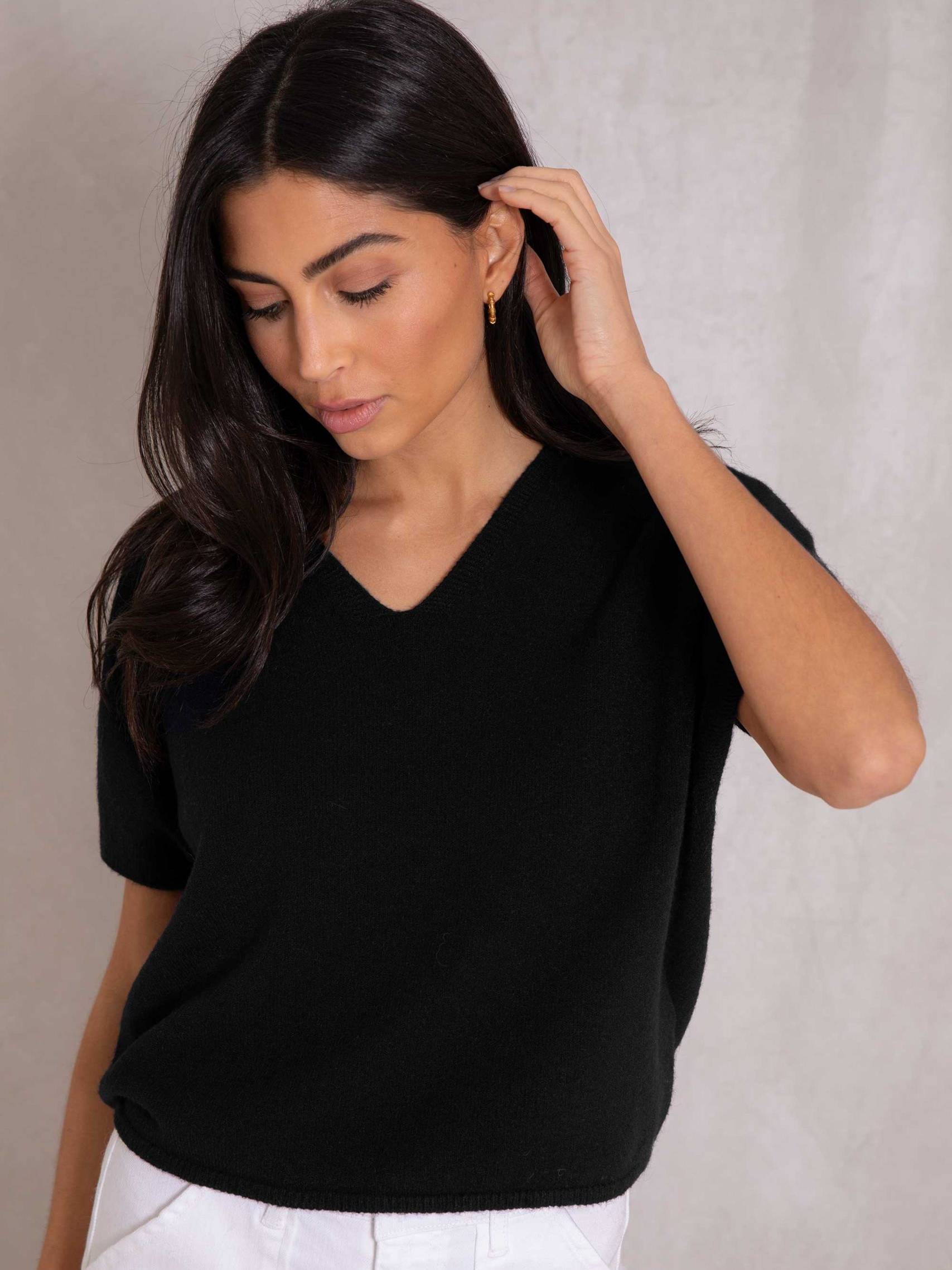 Cropped v neck sweater outlet